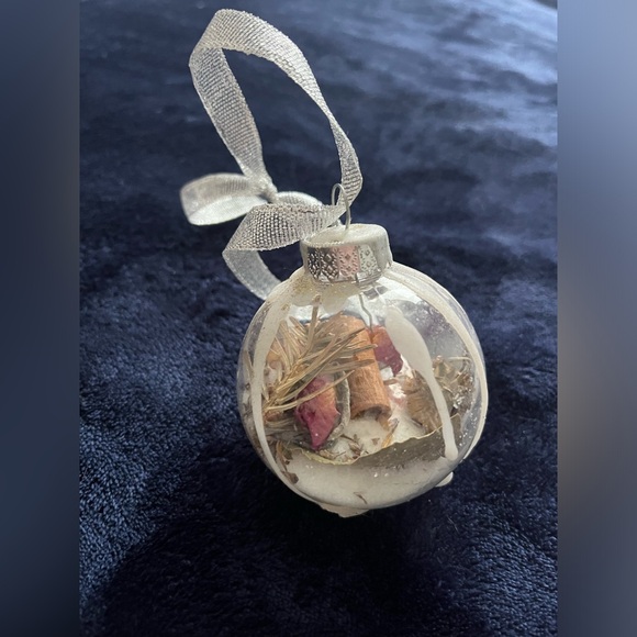 Small sized Witch balls / Yule ball/ witchy/ Yule decoration / gift - Picture 3 of 5